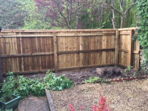 Standard 6ft capped close board panel fencing